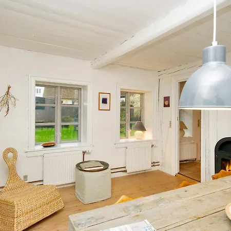 2 Person In Gilleleje-by Traum *